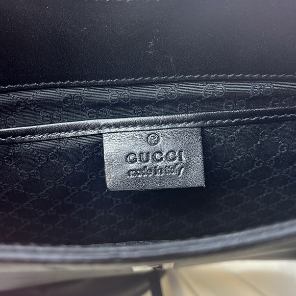 GUCCI PURSE & HEELS - Picture 4 of 15